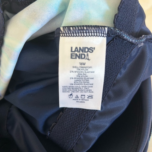 New without tags Land’s End swimsuit and skort women 16 - Picture 12 of 12